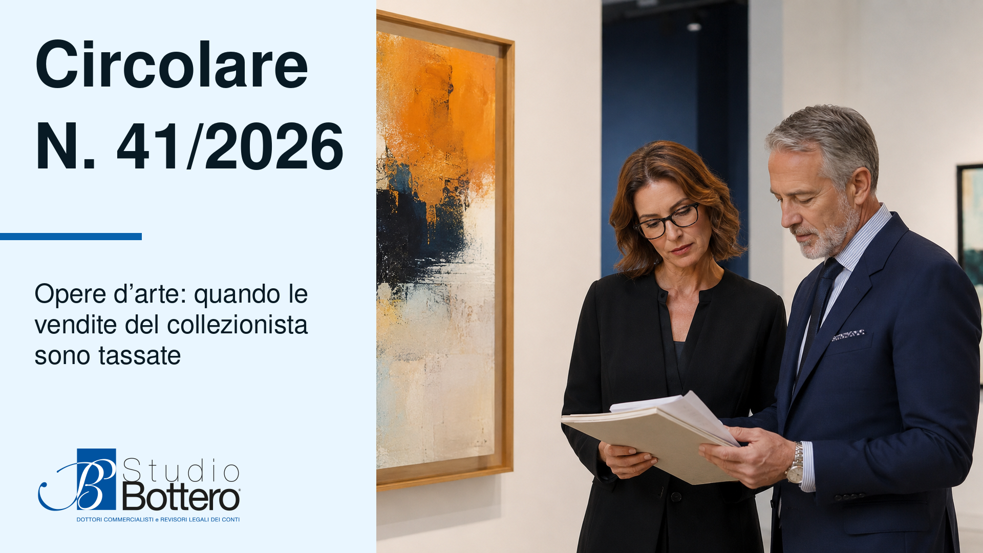 Collezionista e consulente esaminano documenti relativi alla vendita di opere d’arte